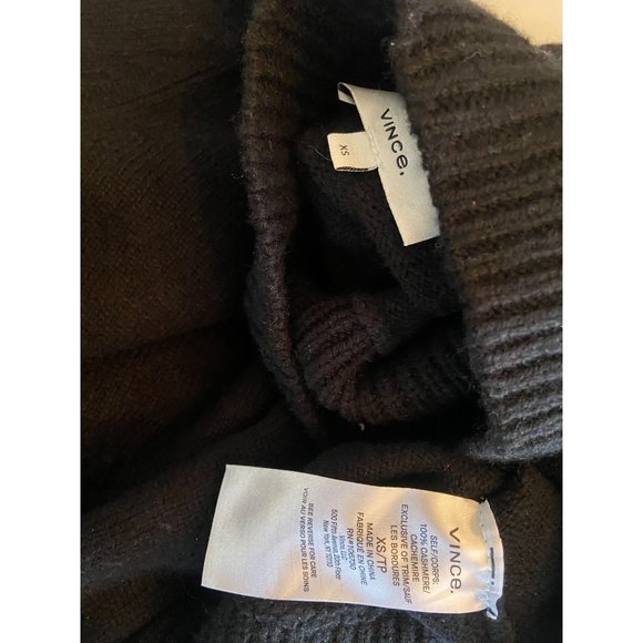 Vince 100% Cashmere Black Oversize Sweater Ladies XS - Picture 2 of 3